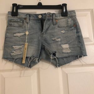 BLANK NYC Cut off Jean Shorts